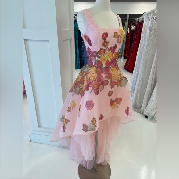 Sherri Hill Hi-Low Dress - Picture 2 of 6